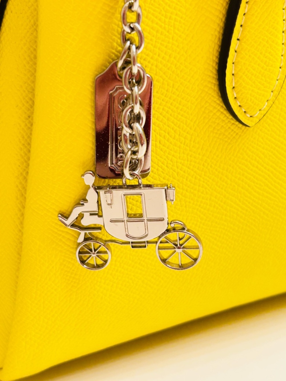 RARE Coach Y2K 1941 Horse and Carriage Keychain/ Bag Charm - Picture 7 of 15